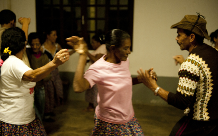 Ensaio do Grupo da Nha Maruca do Quilombo Sapatu. A dança tradicional é parte do patrimônio cultural da comunidade